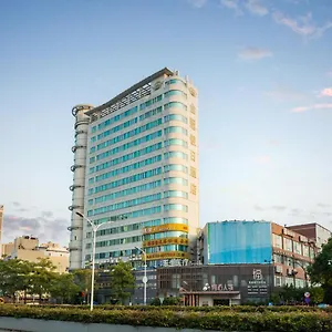 珠海金冠假日酒店 酒店